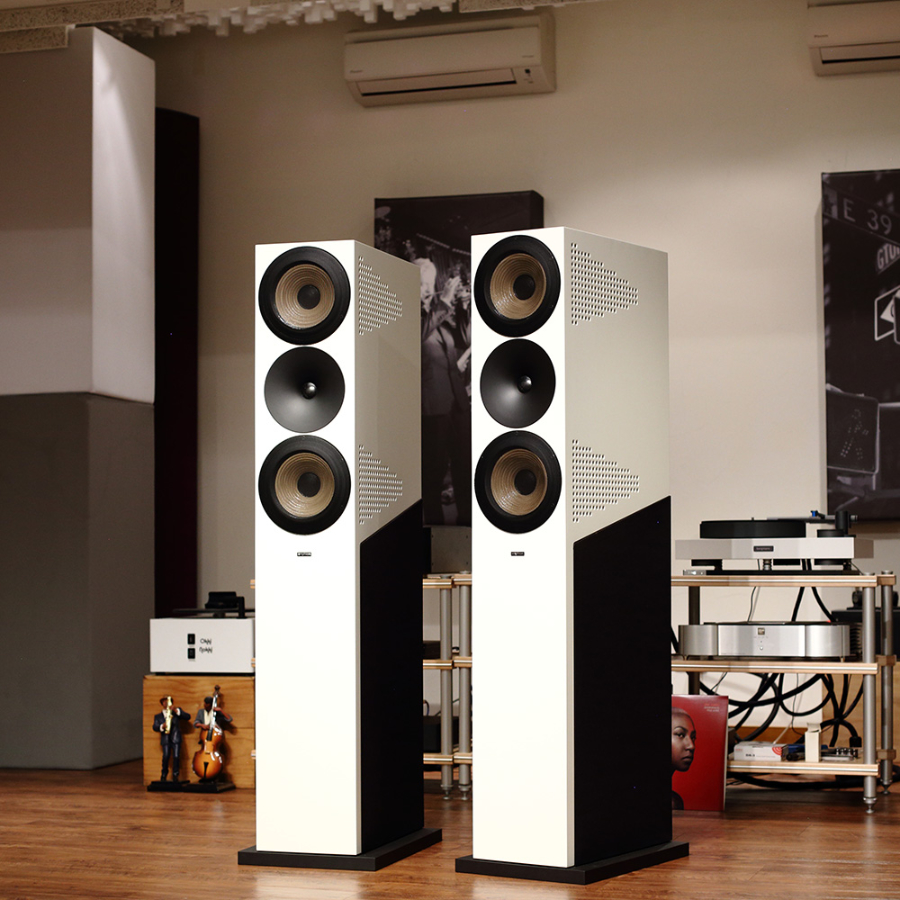 Amphion-Krypton3X.jpg