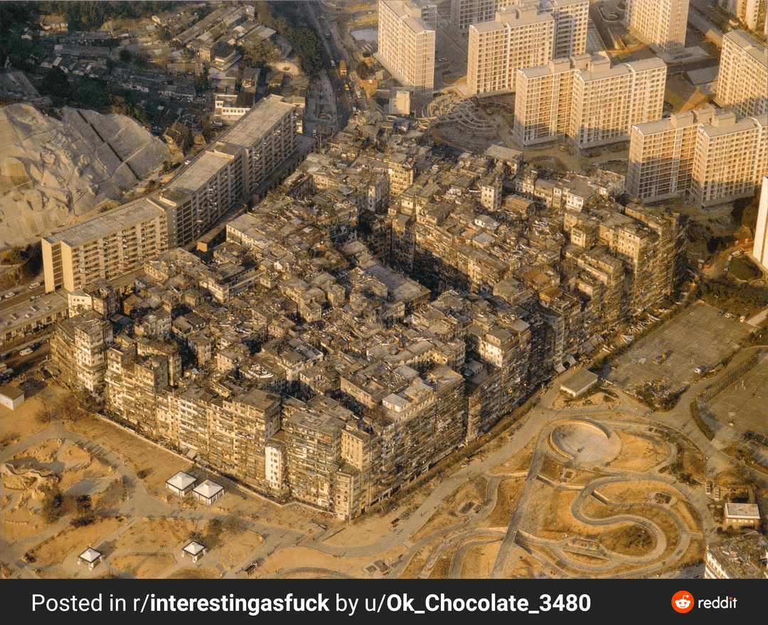 kowloon-walled-city-now-and-then-v0-vdfb9rcnp1c91.png